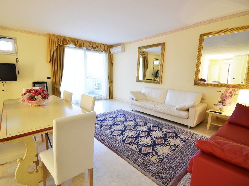 Relais Du Lac Desenzano del Garda Zewnętrze zdjęcie