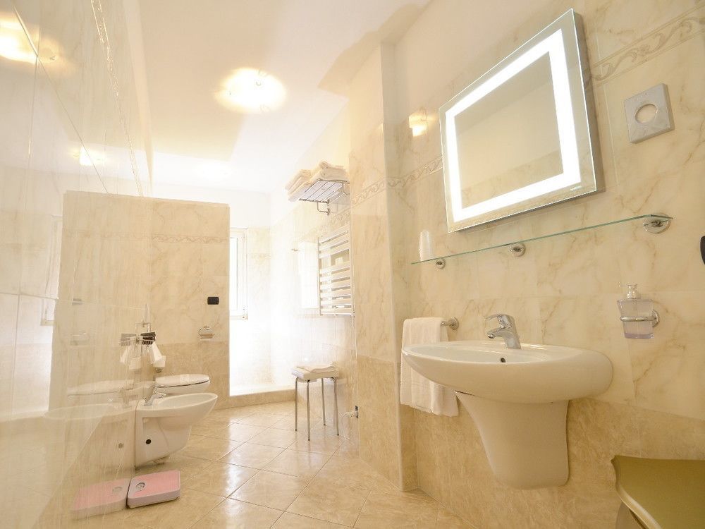 Relais Du Lac Desenzano del Garda Zewnętrze zdjęcie